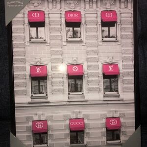 💗 Fashion Brand Window Display Art